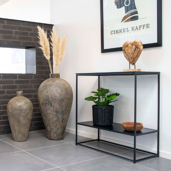 Table console Vita - Noir | 2 étagères, structure en acier