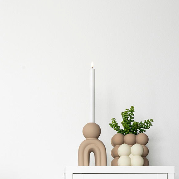 Bougeoir en céramique marron 10,5x6,5x17 cm