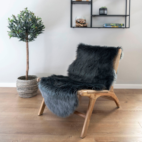 Tapis artificiel en peau d'agneau gris 60x180 cm