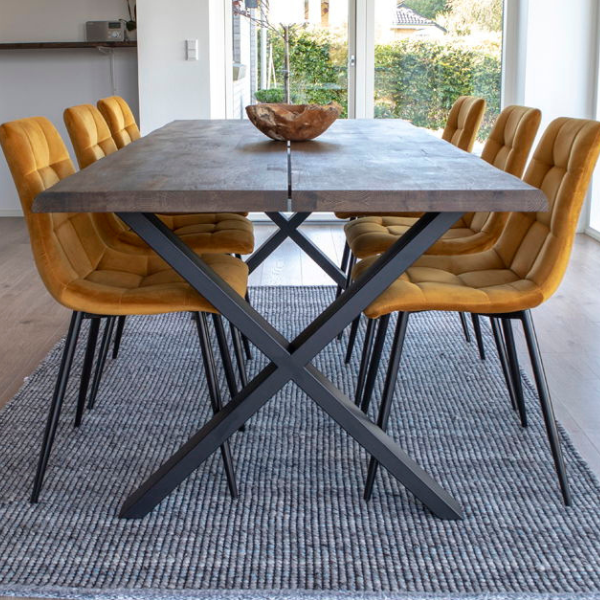 Table de salle à manger Toulon - Chêne naturel, bord ondulé