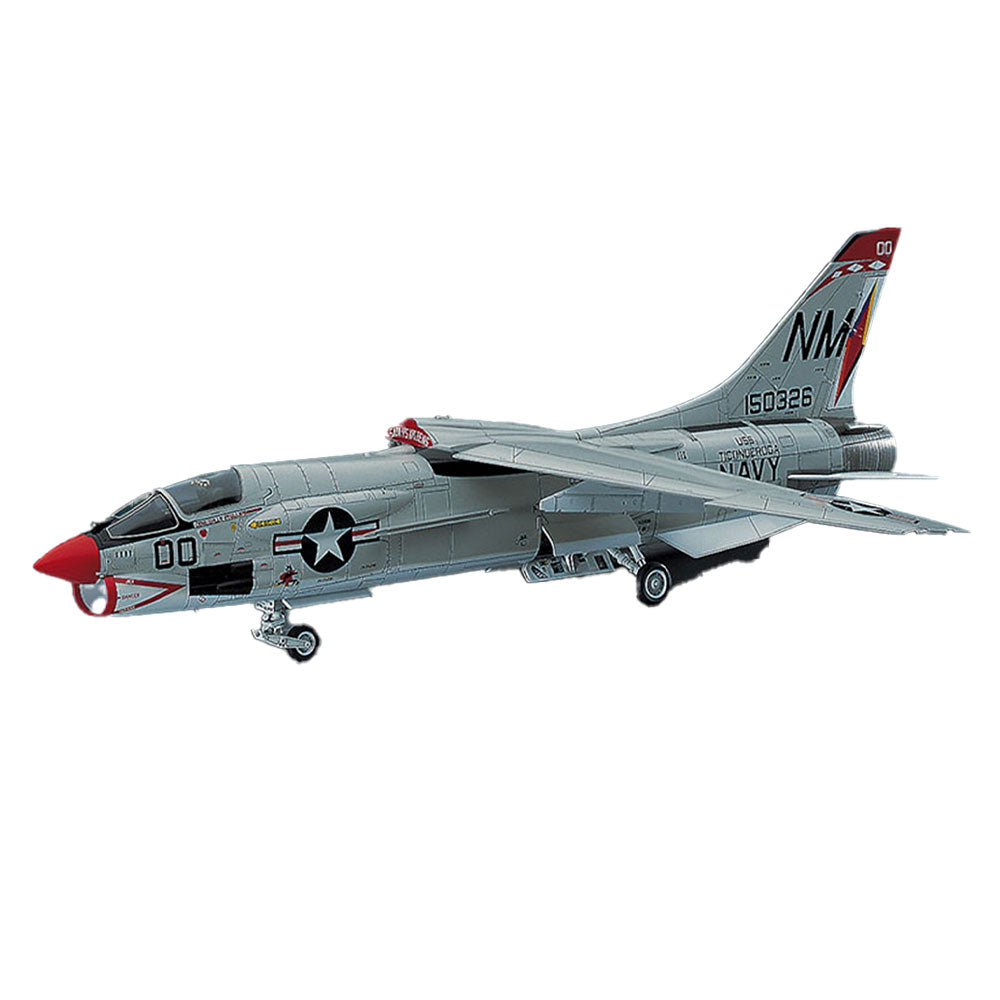 Hasegawa F-8e Crusader 1/48 Modèle d'avion à l'échelle
