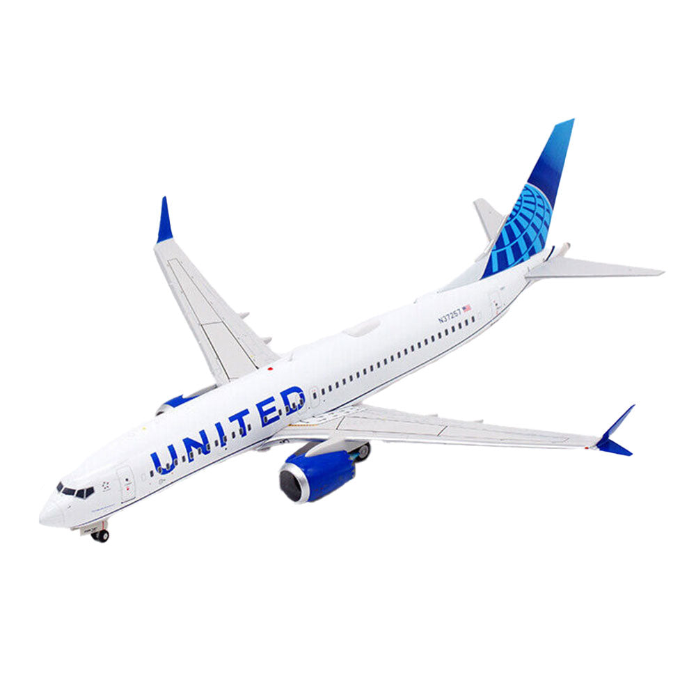 United Airlines B737-8Max étant United (N27261) Modèle 1/200