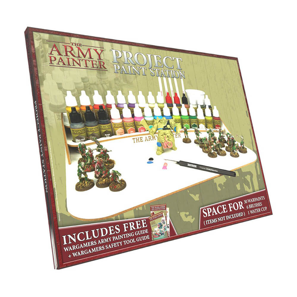 Station de peinture des outils de peintre de l'armée