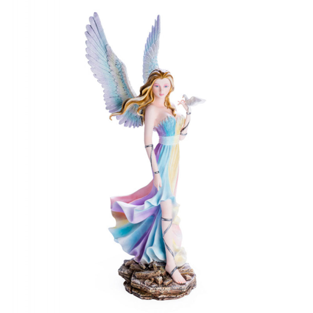 Grand ange arc-en-ciel avec une figurine de colombe