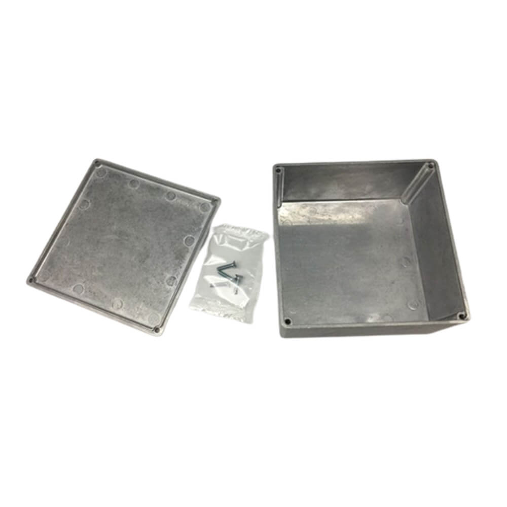 Boîte à moulures ci-jointe (120.5x120.5x59.2 mm)